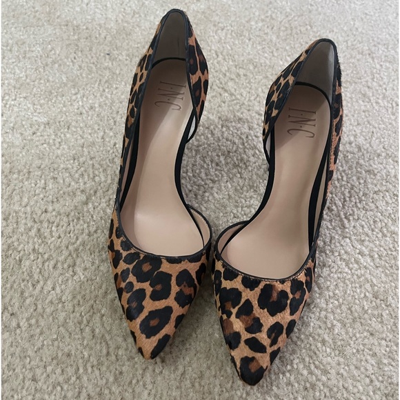 INC concepts  leopard heels - Picture 2 of 4